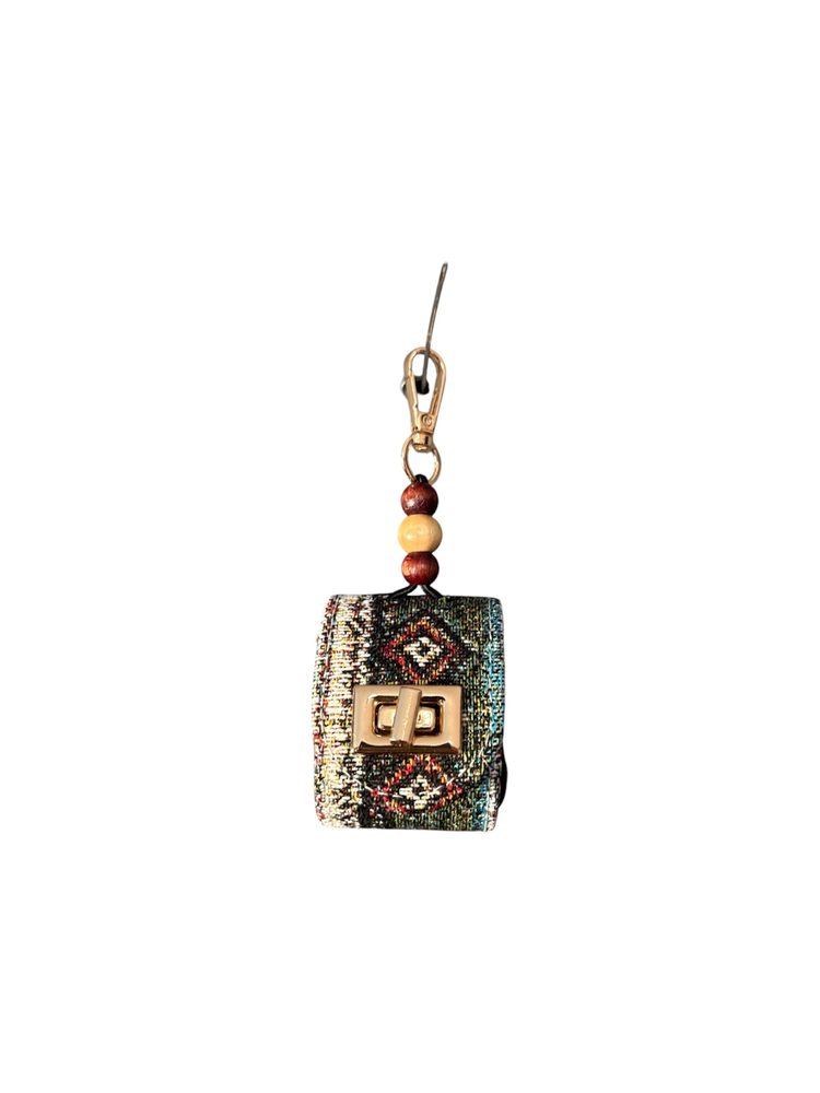 Kilim desenli AirPods charm, yeşil